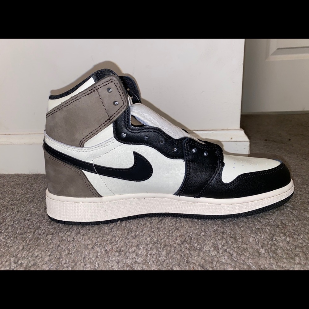 Mocha Jordan 1s